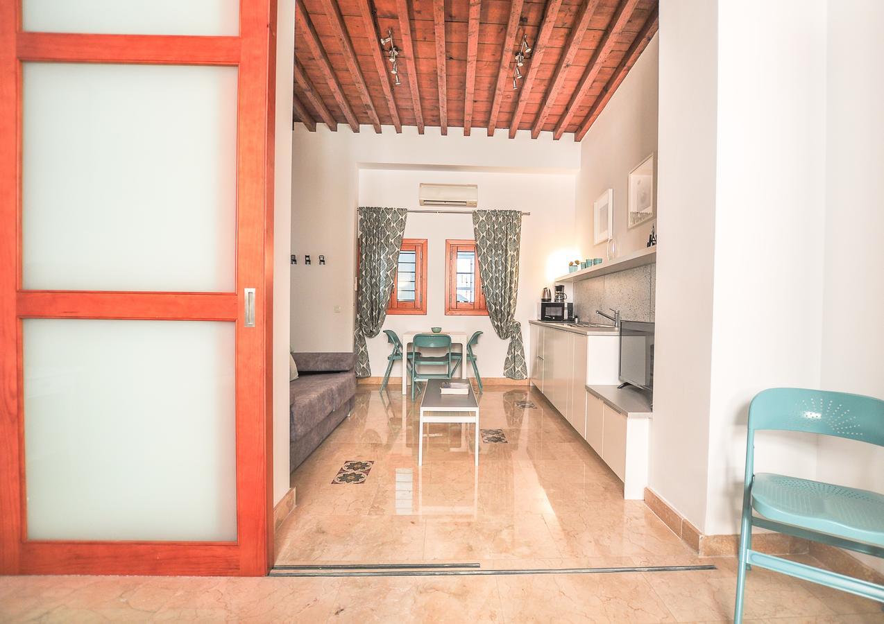 Renthas Vid Loft Apartment Malaga Exterior photo